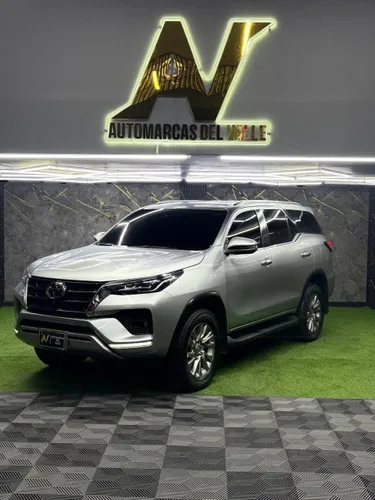 TOYOTA FORTUNER SRV 2022