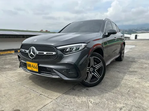 MERCEDES BENZ GLC 300 2024