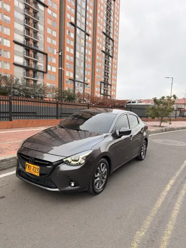Mazda 2 Grand Touring LX