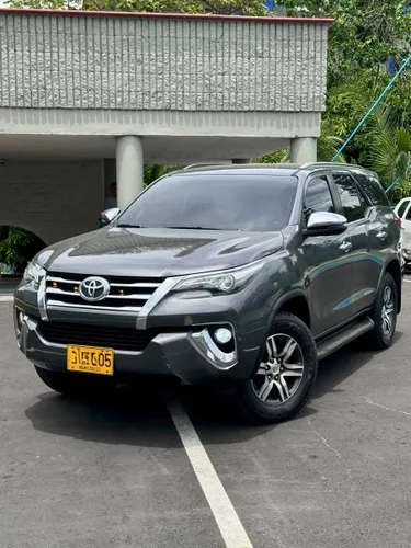 Toyota Fortuner SRV 2.7 2020