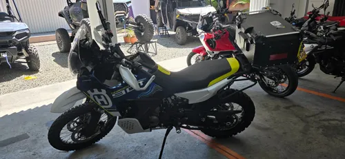 Husqvarna norden 901 expedition