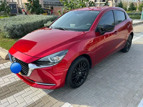 MAZDA 2 TOURING CARBON
