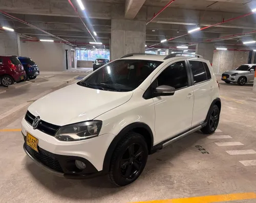 VOLKSWAGEN CROSS FOX 2012