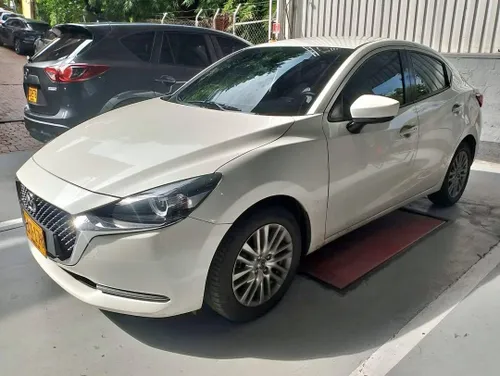 Mazda 2 Grand Touring LX 2023