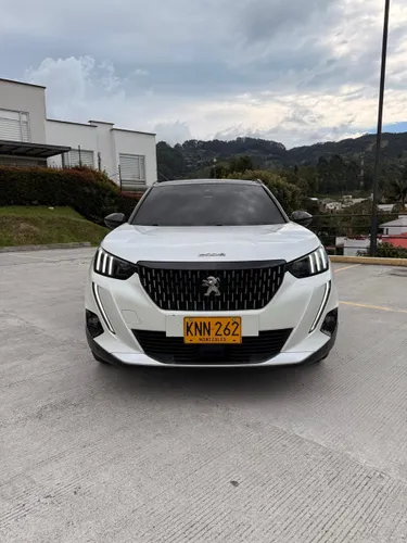 PEUGEOT 2008 MOD. 2022 GT LINE