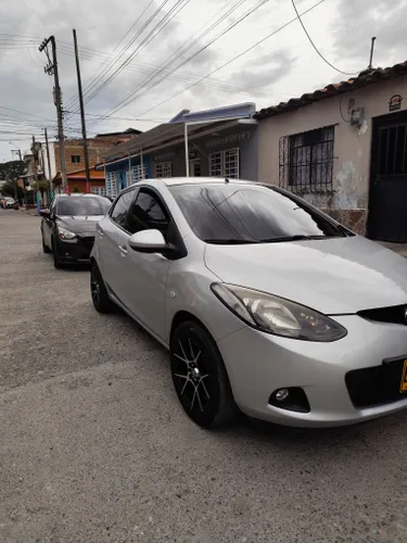 Mazda 2 2009