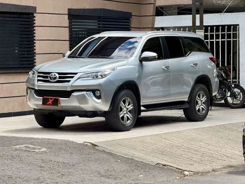 TOYOTA FORTUNER SW4 2.7 GASOLINA 2018