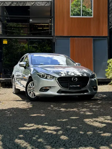 Mazda 3 Touring 2017