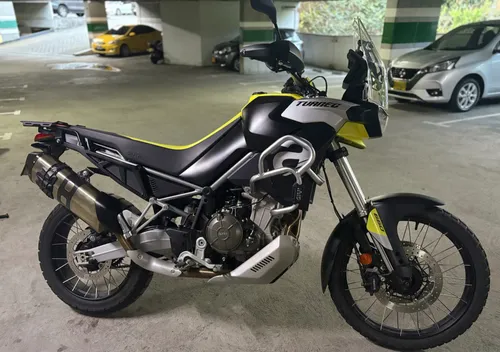Aprilia Tuareg 660