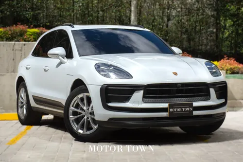 PORSCHE MACAN 2023