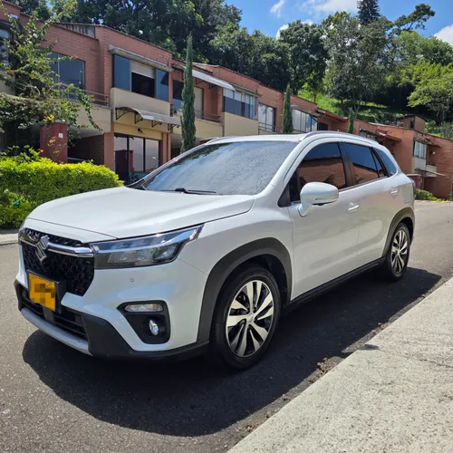 SUZUKI S-CROSS ALL GRIP 4X4