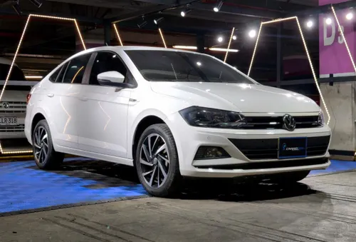 VOLKSWAGEN VIRTUS HIGHLINE 2022 TP 1600CC 4AB ABS