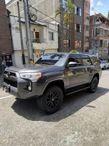 TOYOTA 4RUNNER SR5 B2 2016