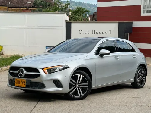 Mercedes Benz A200 hatchback 2022