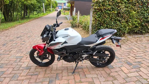 Kawasaki Z400 2022 - 37.000 Km - Único Dueo
