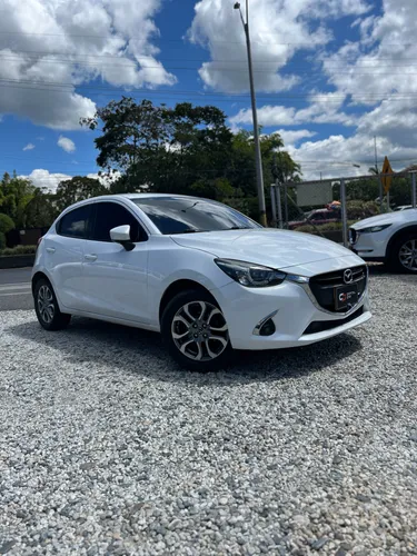 Mazda 2 Grand Touring LX
