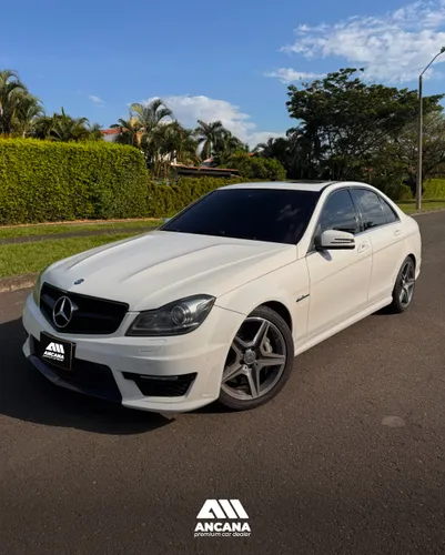 Mercedes Benz C63 AMG