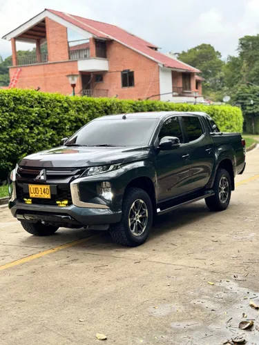 MITSUBISHI L200 GLS AUTOMÁTICA 2023