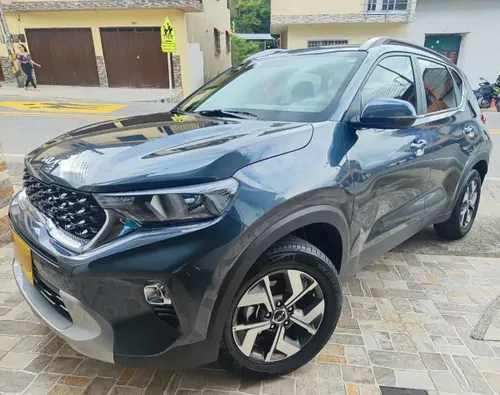 Kia Sonet Zenith 2023 Automática Full Equipo  Excelente Estado