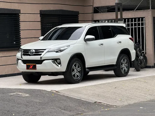 TOYOTA FORTUNER SRV 2.7 GASOLINA 2020