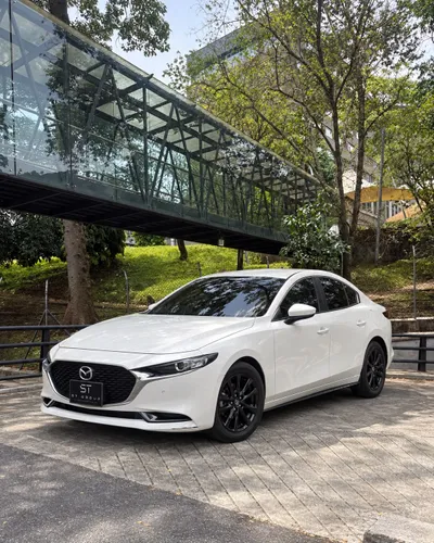 Mazda 3 Touring  2021
