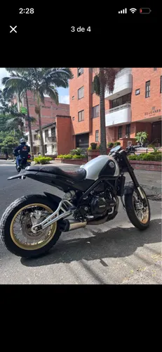 Benelli leoncino 500 mod. 2021 modificada.