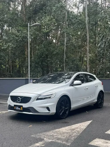 2018 - VOLVO V40 T4 2.0L