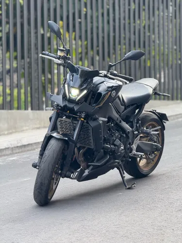 YAMAHA MT-09 V3 2022