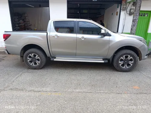 Mazda BT50 2018 aut 4x4 diesel