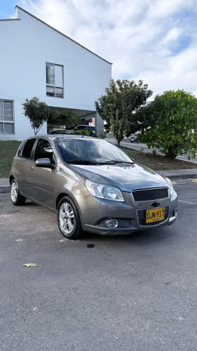 CHEVROLET AVEO EMOTION 2012