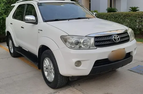 Toyota Fortuner Urbana 2.7 2011