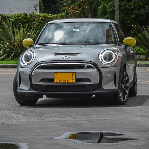 Mini Cooper SE Iconic 2024 100% Eléctrico