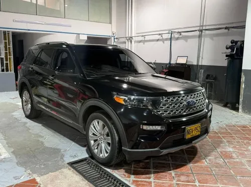 Ford Explorer Limited 2023