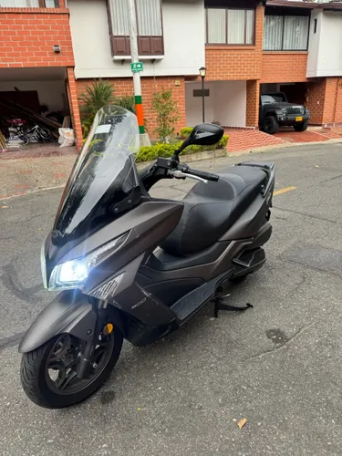 Kymco xtown 300