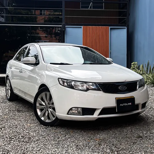 KIA Cerato Forte 2013