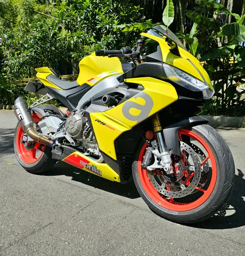 Aprilia RS660 - 3.000km - Muchos Accesorios