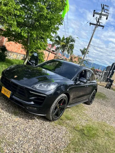 Porsche Macan GTS 2017