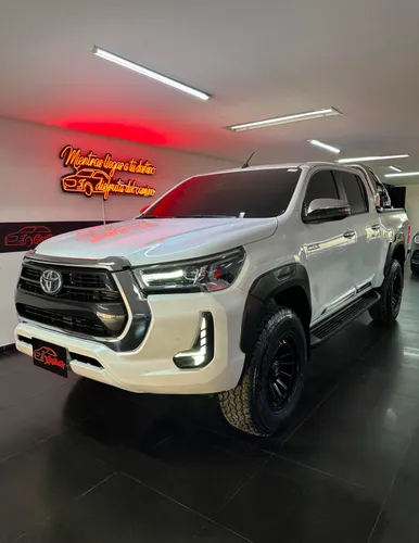 Toyota Hilux 2023