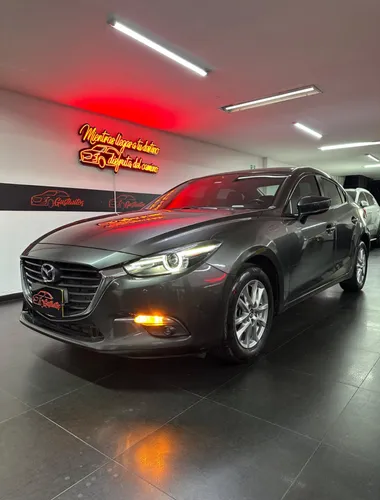 Mazda 3  Touring. 2019 