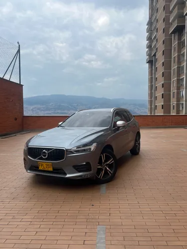 Volvo Xc60 R Design