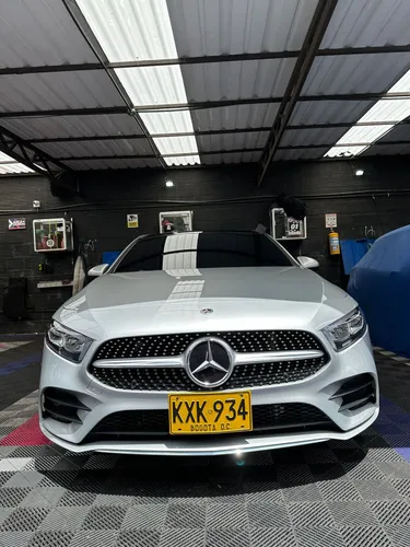 Mercedes Benz