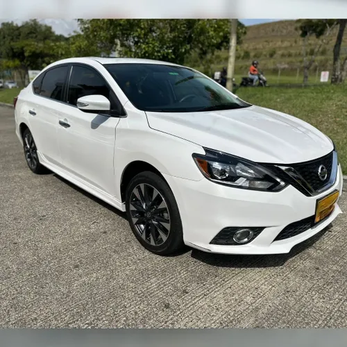 2018 Nissan Sentra SR Automatico 1.8