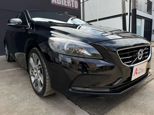 Volvo V40 2.0T T5 Premium 2013