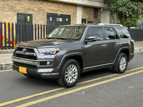 Toyota 4 Runner Limited 2019 Blindaje 2