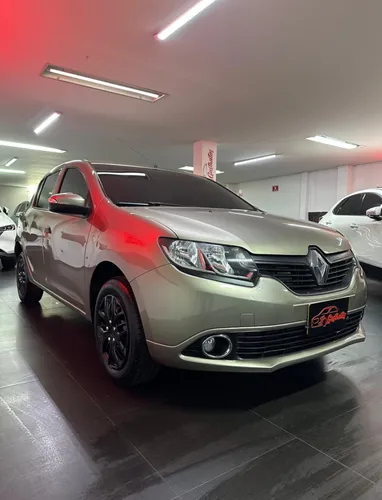 Ranault Sandero Life 2020