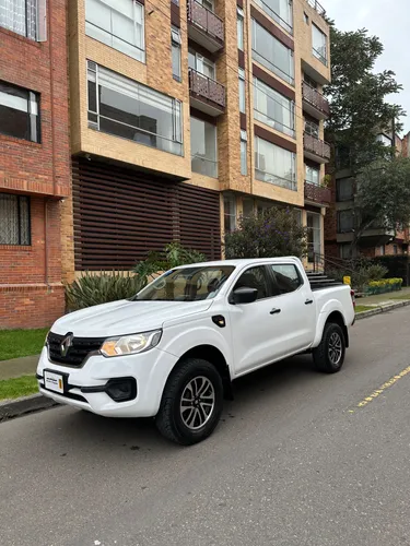 Renault Alaskan