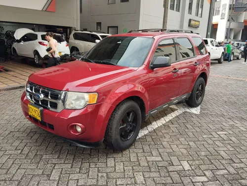 FORD ESCAPE XLT 2011 FLEXFUEL 4X4 AUTOMATICA EXCELENTE ESTADO