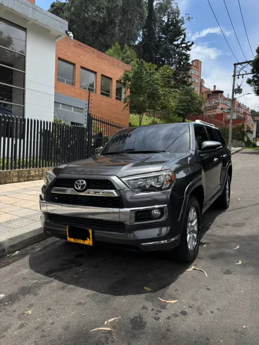 TOYOTA 4RUNNER LIMITED 4.0 - 2019 - UNICO DUENO