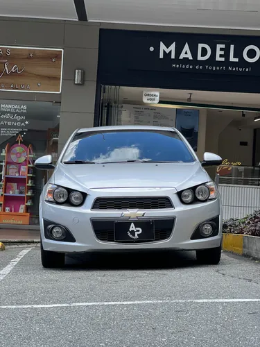 Chevrolet sonic 1.6 