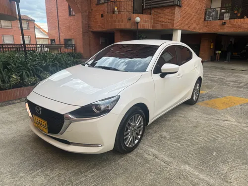 Mazda 2 Grand Touring LX 2024